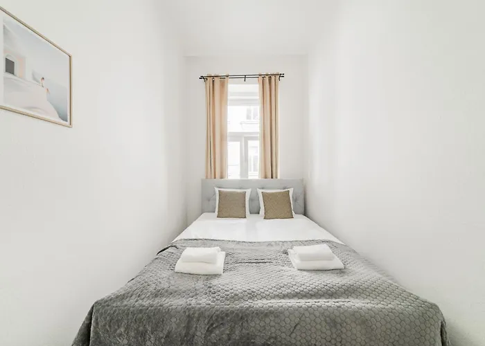 Stylish Near Westbahnhof Vienna